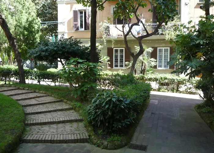 Bed and Breakfast Casa Roger Napoli